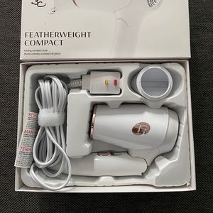 T3 featherweight compact dryer